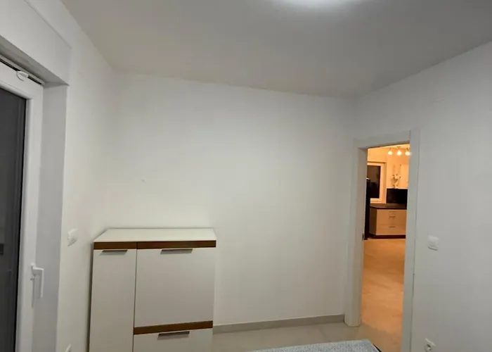 Novi Διαμέρισμα